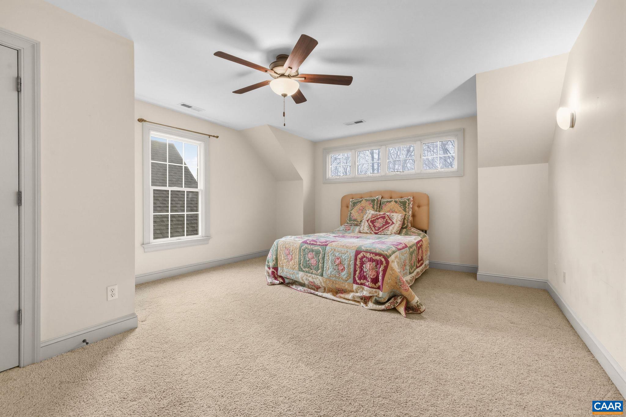 WALNUT HILLS - Residential