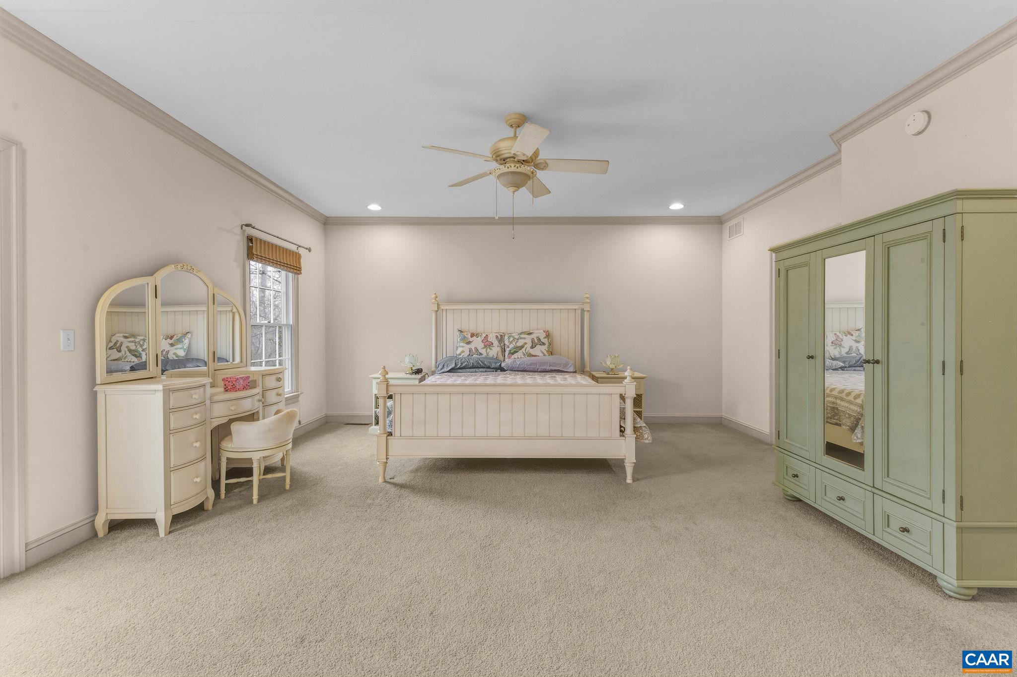 WALNUT HILLS - Residential