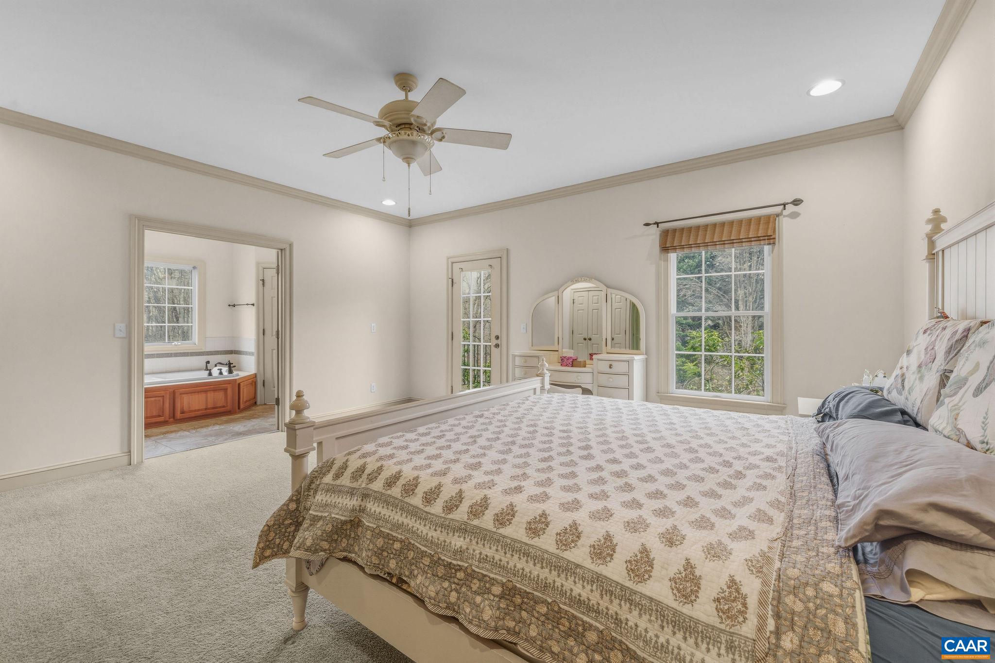 WALNUT HILLS - Residential