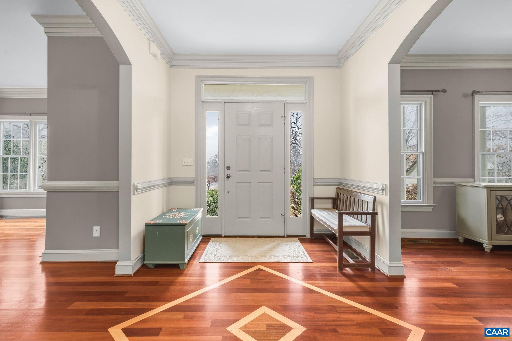 WALNUT HILLS - Residential