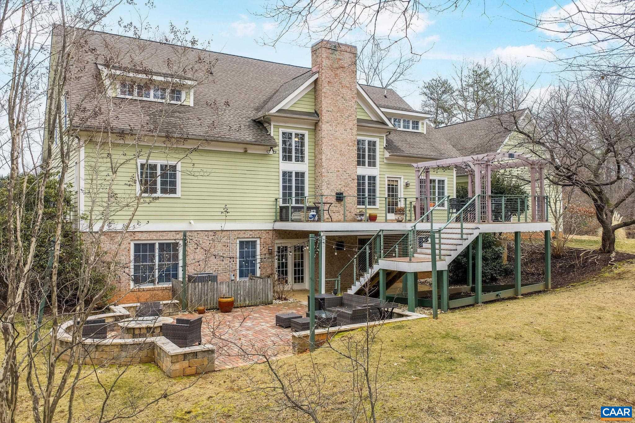 WALNUT HILLS - Residential