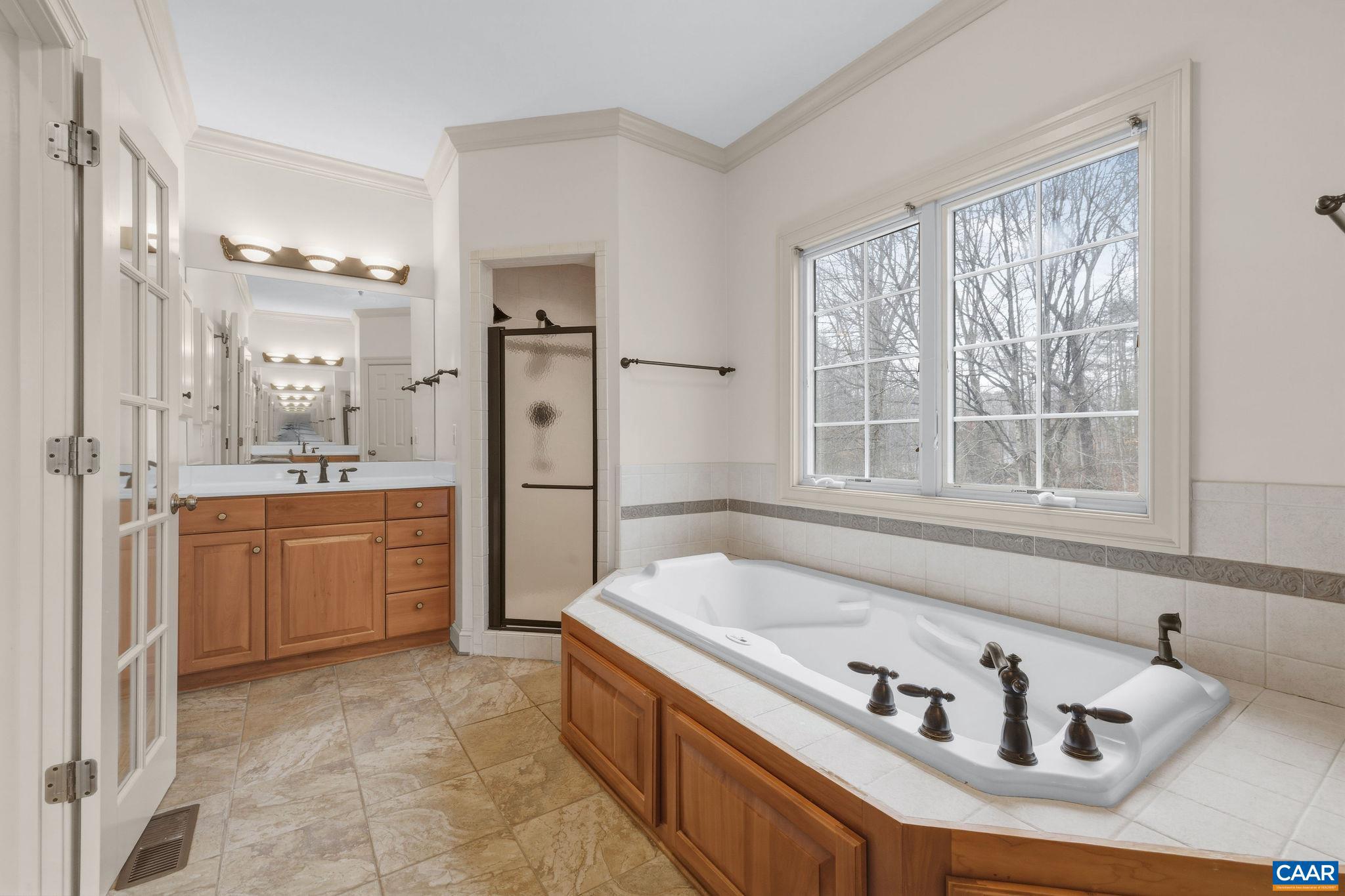 WALNUT HILLS - Residential