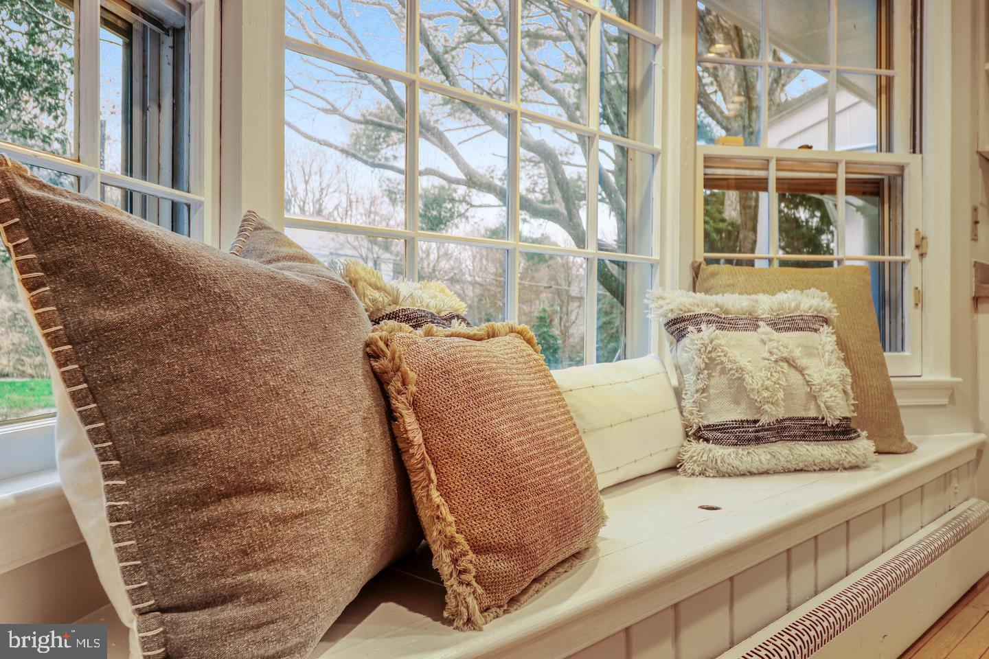 CLEARVIEW MANOR - Residential Lease