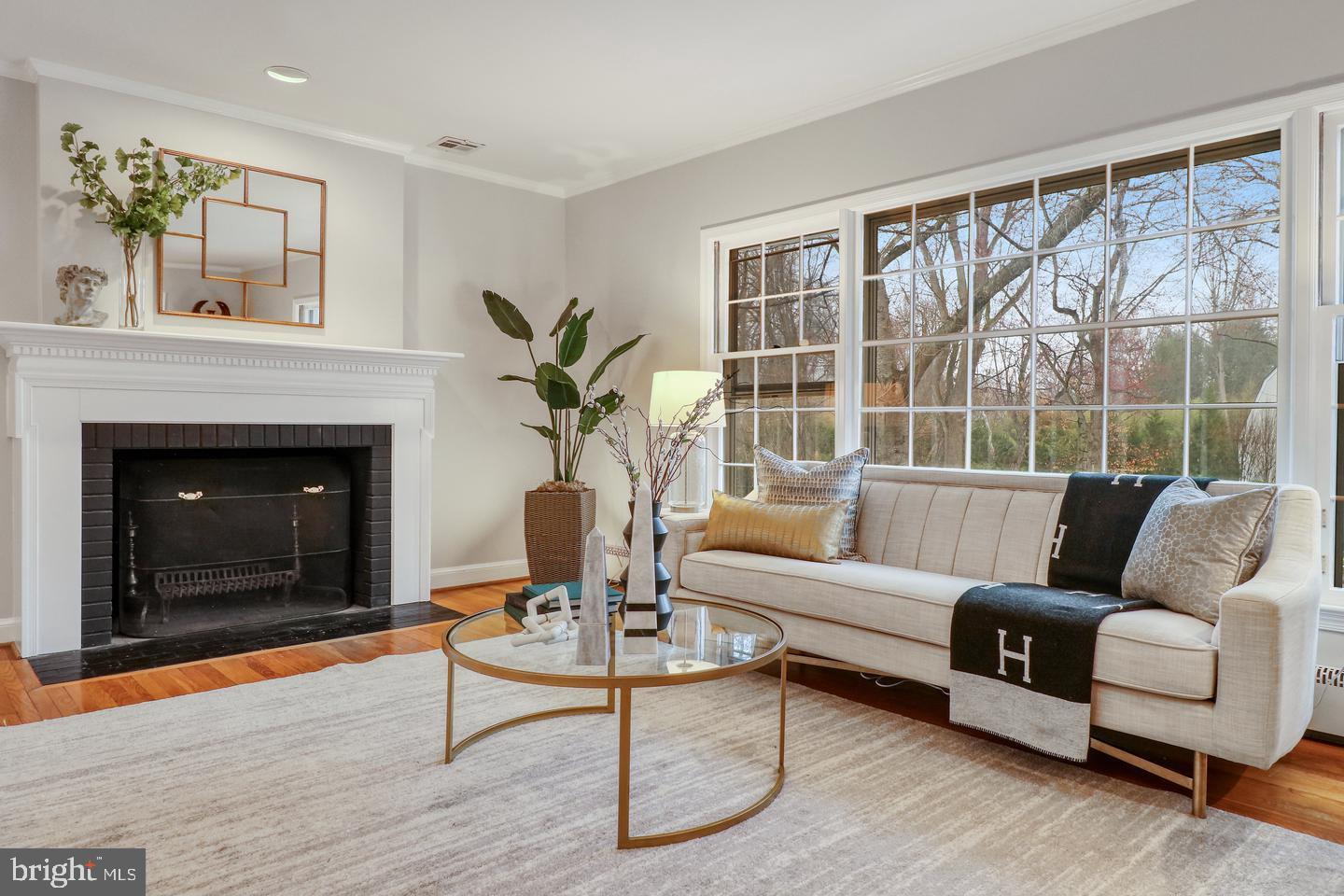 CLEARVIEW MANOR - Residential Lease