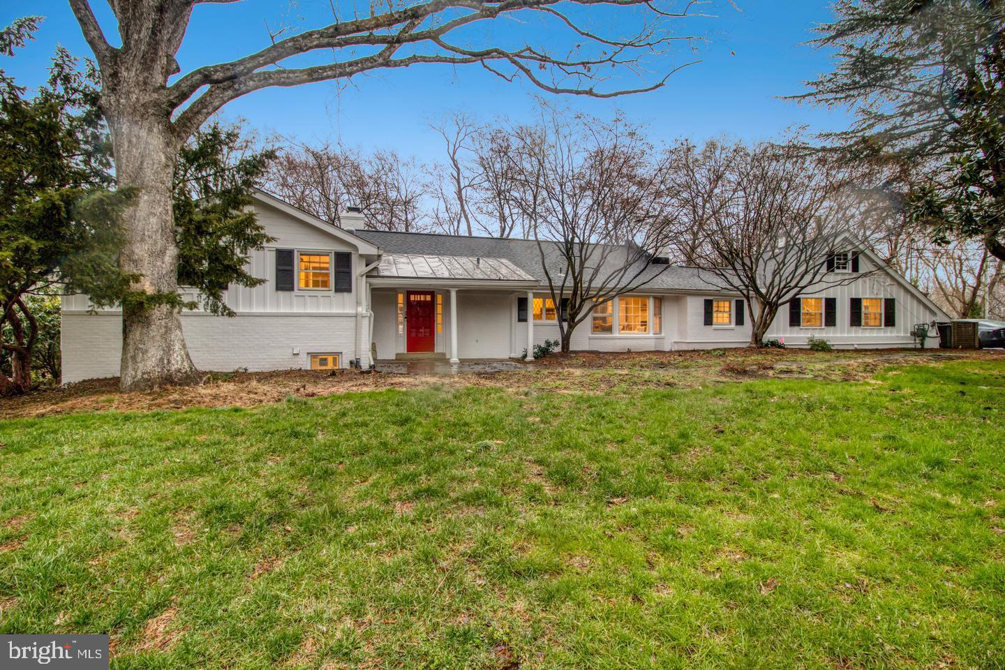 CLEARVIEW MANOR - Residential Lease