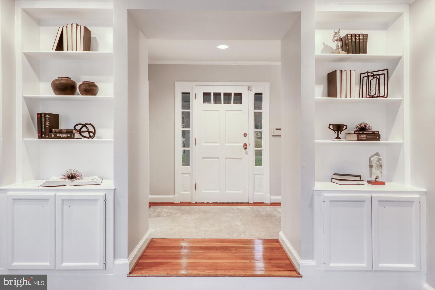 CLEARVIEW MANOR - Residential Lease