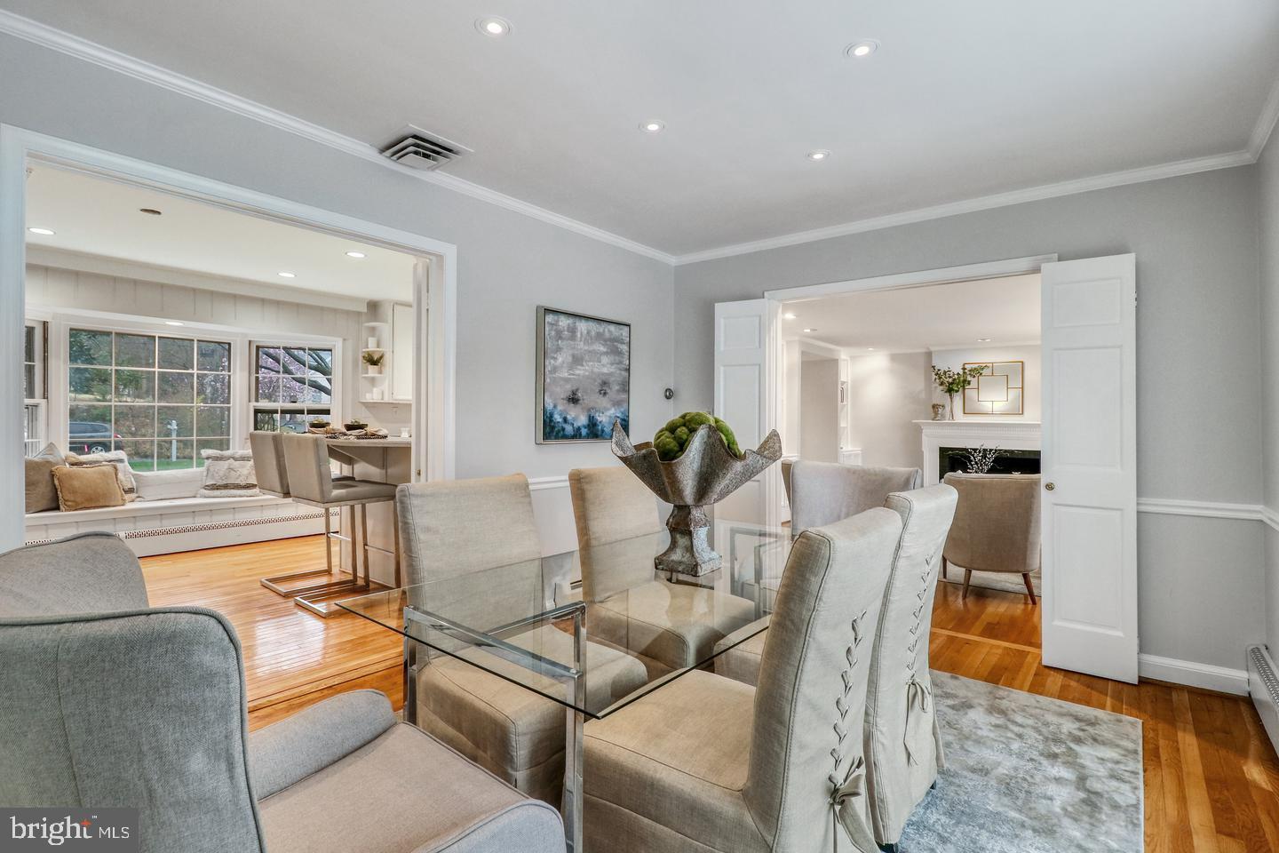 CLEARVIEW MANOR - Residential Lease