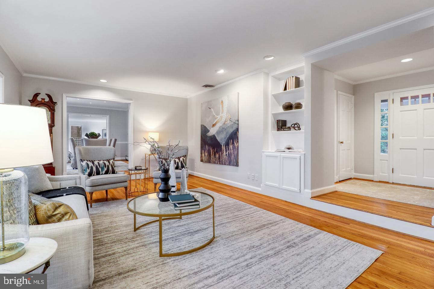 CLEARVIEW MANOR - Residential Lease