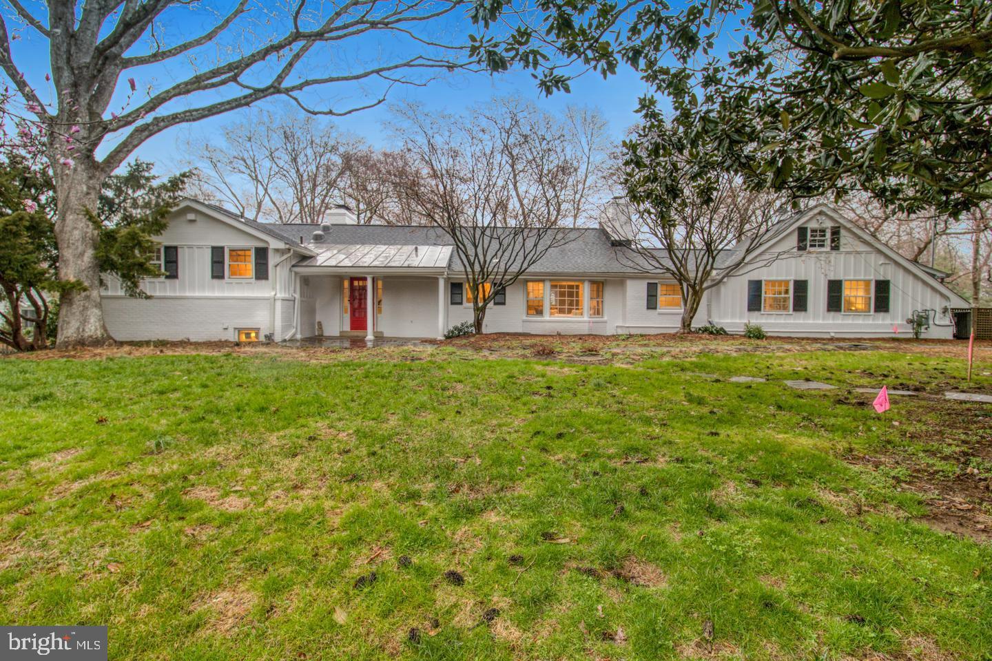 CLEARVIEW MANOR - Residential Lease