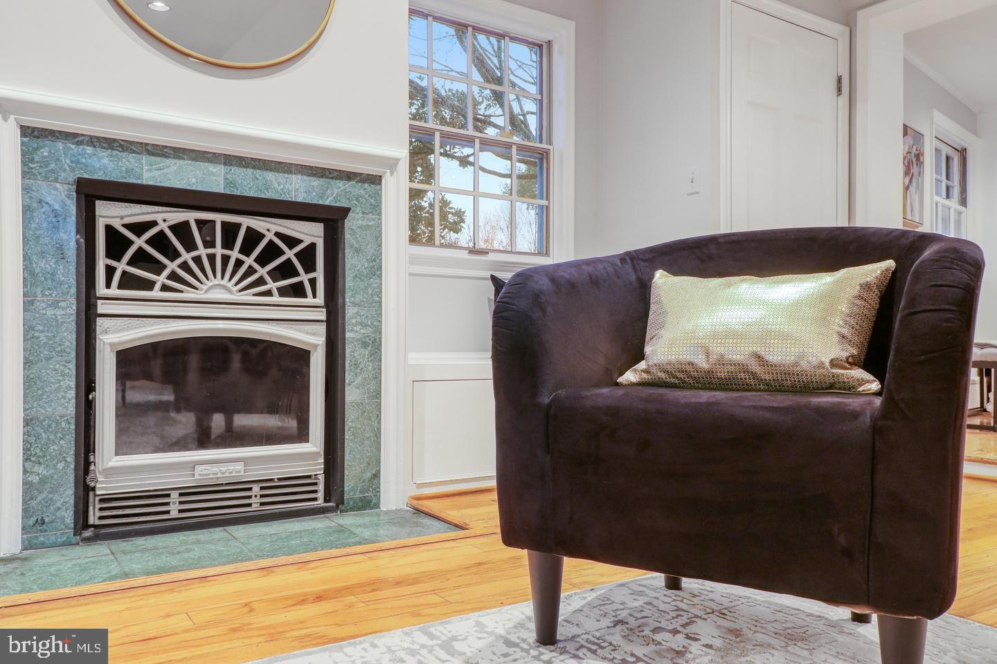 CLEARVIEW MANOR - Residential Lease