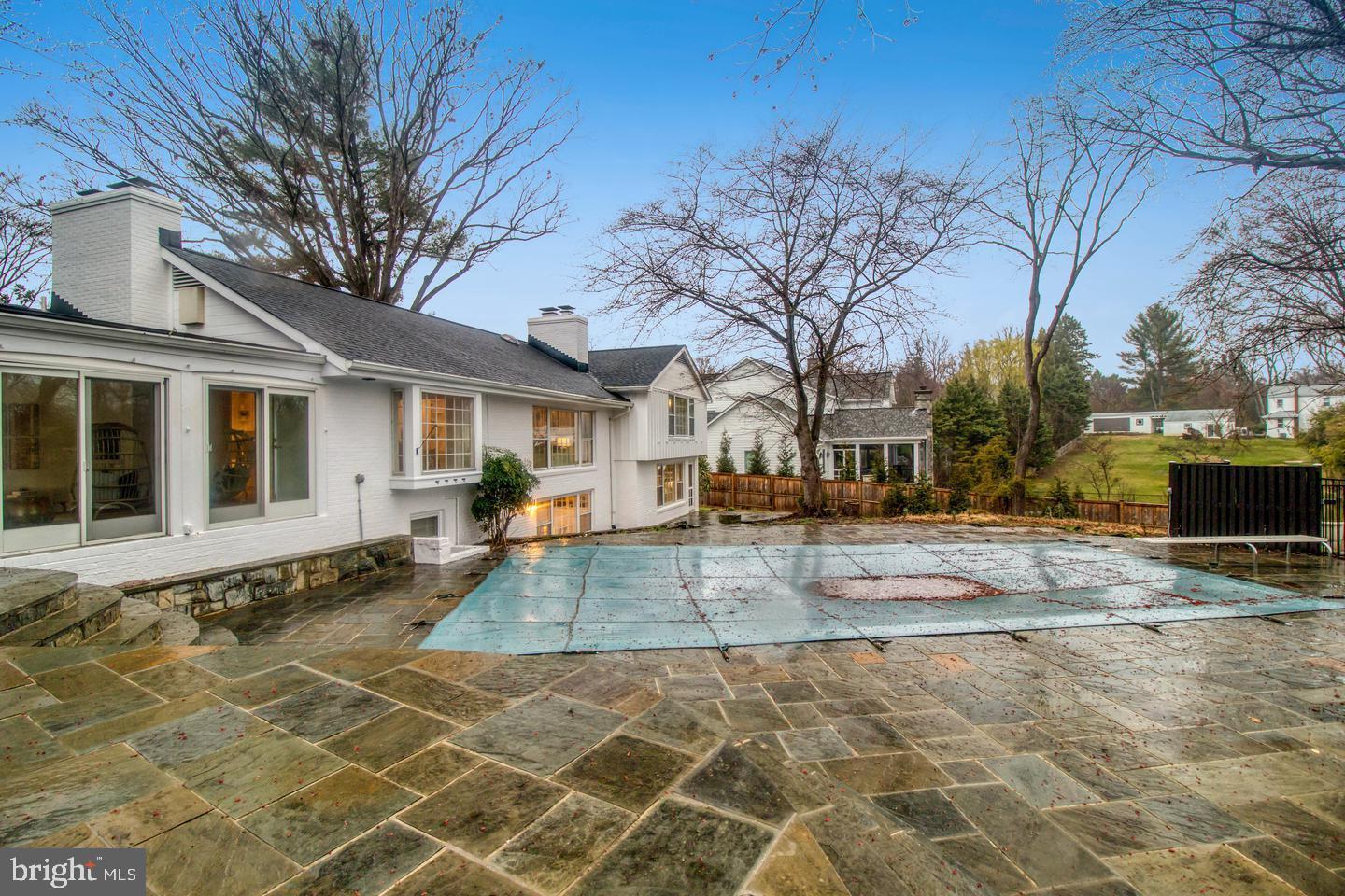 CLEARVIEW MANOR - Residential Lease