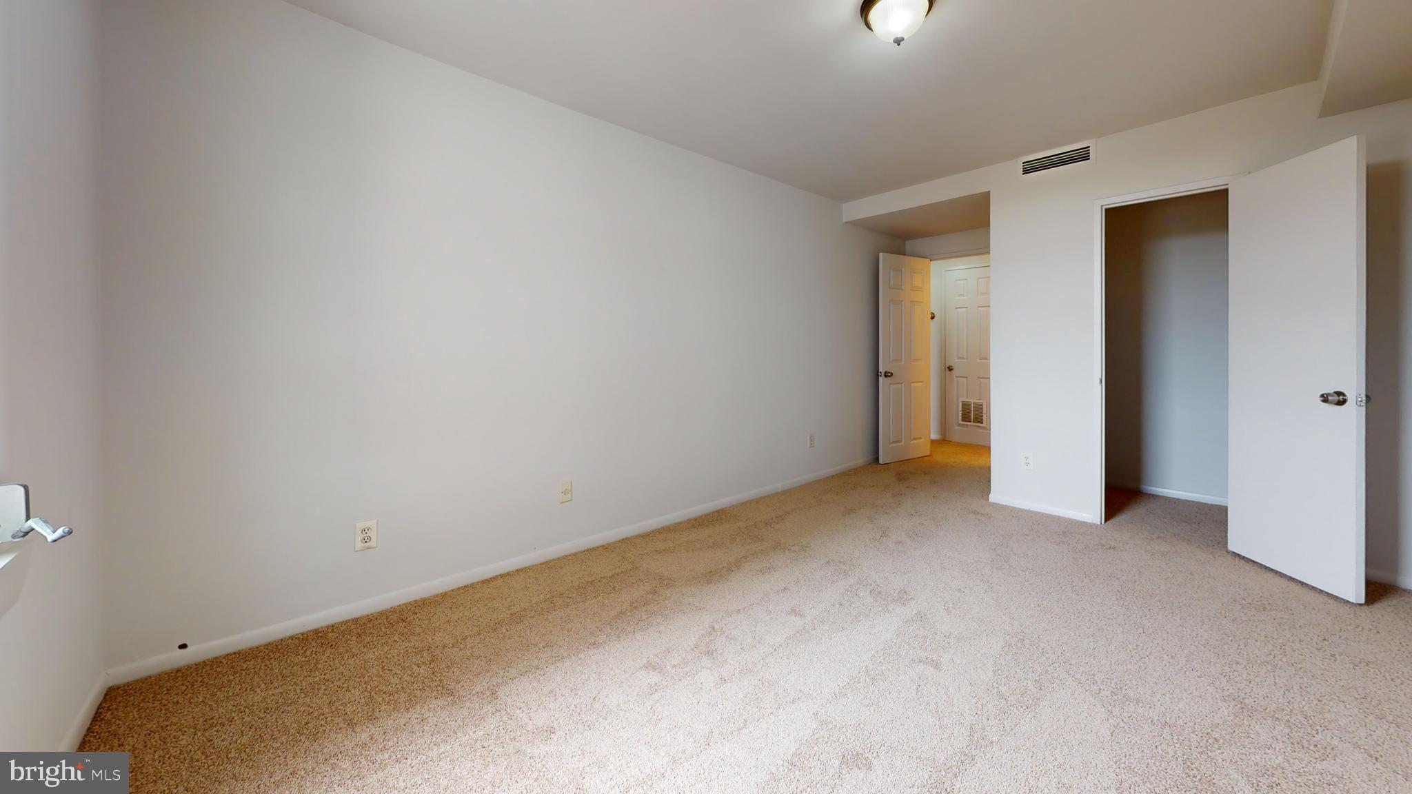 FORTY SIX HUNDRED - Residential Lease