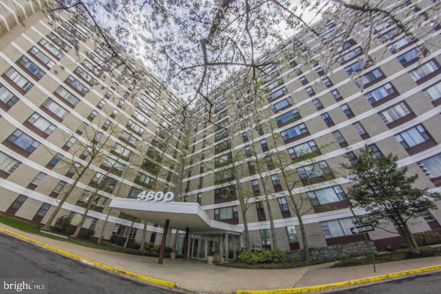 FORTY SIX HUNDRED - Residential Lease