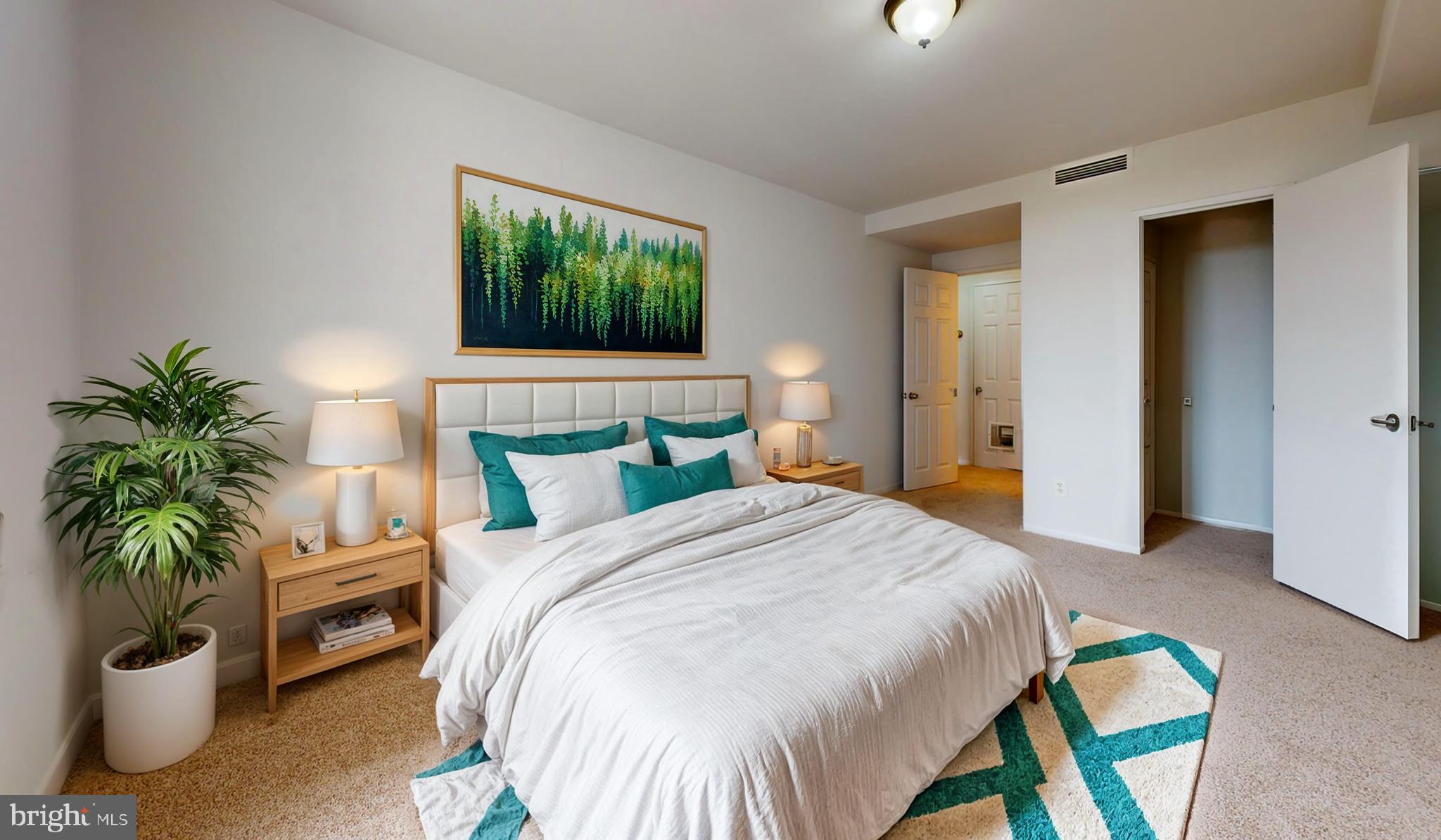 FORTY SIX HUNDRED - Residential Lease