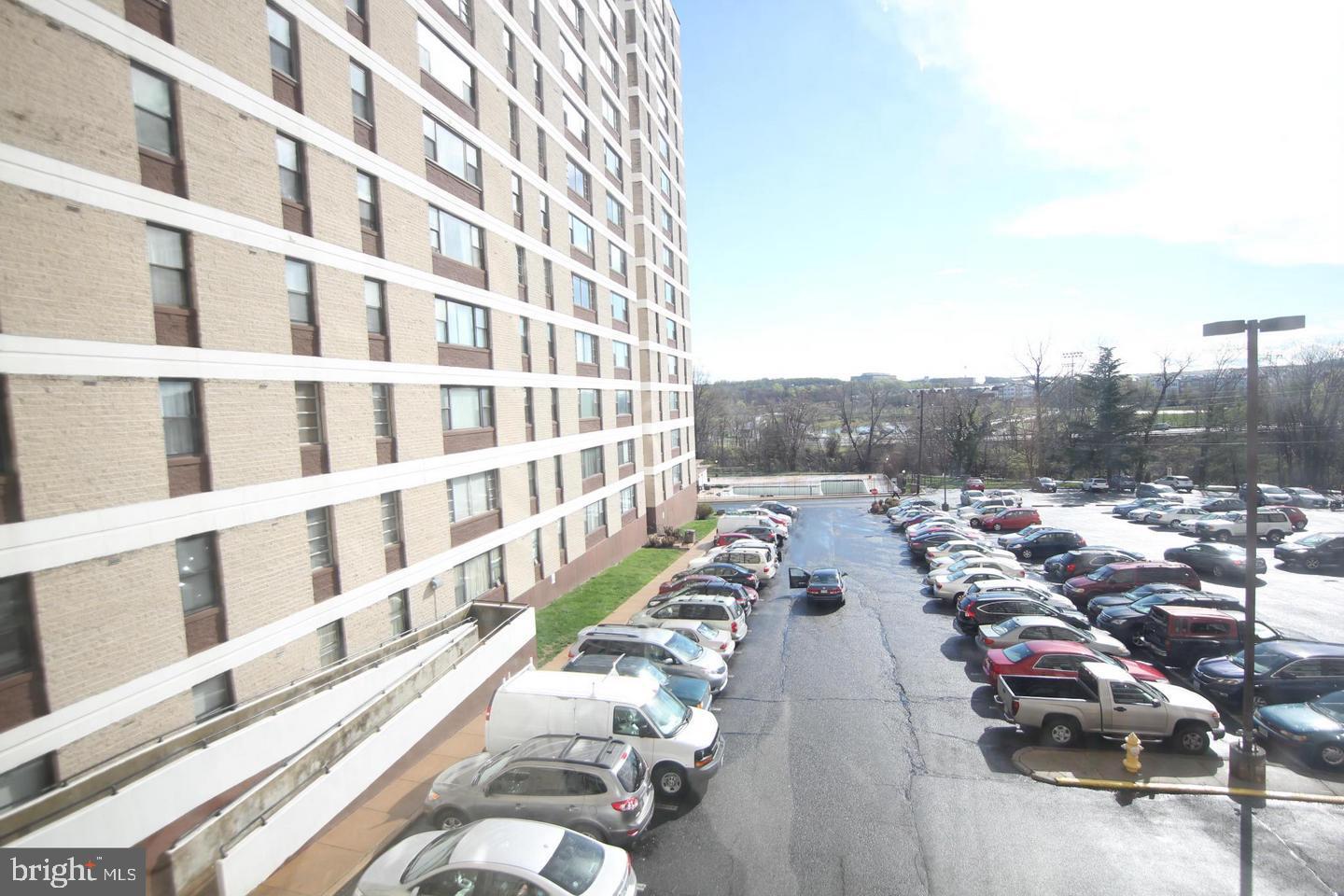 FORTY SIX HUNDRED - Residential Lease