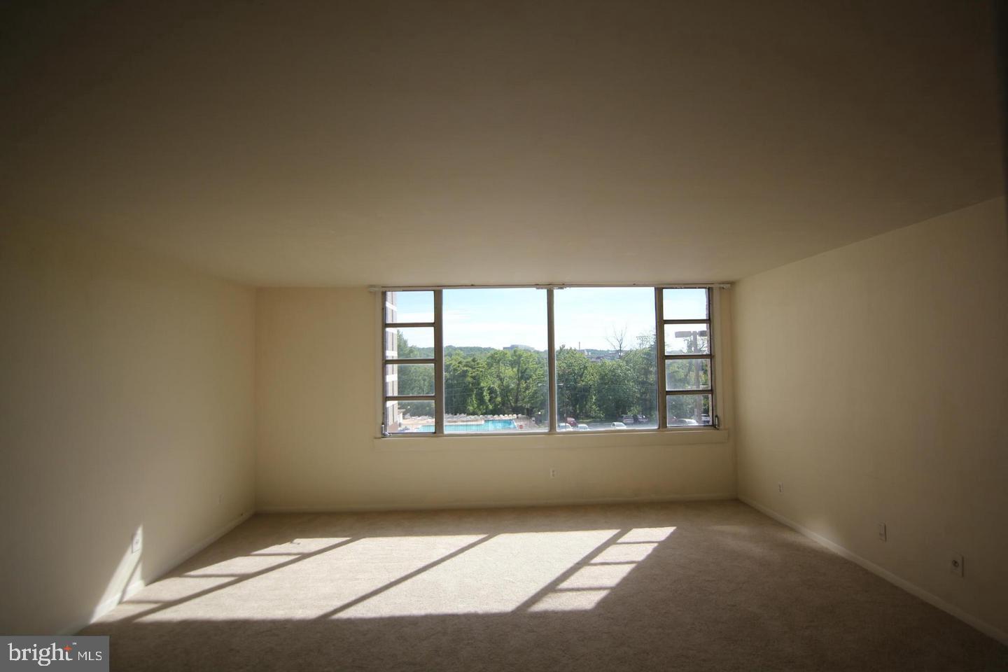 FORTY SIX HUNDRED - Residential Lease