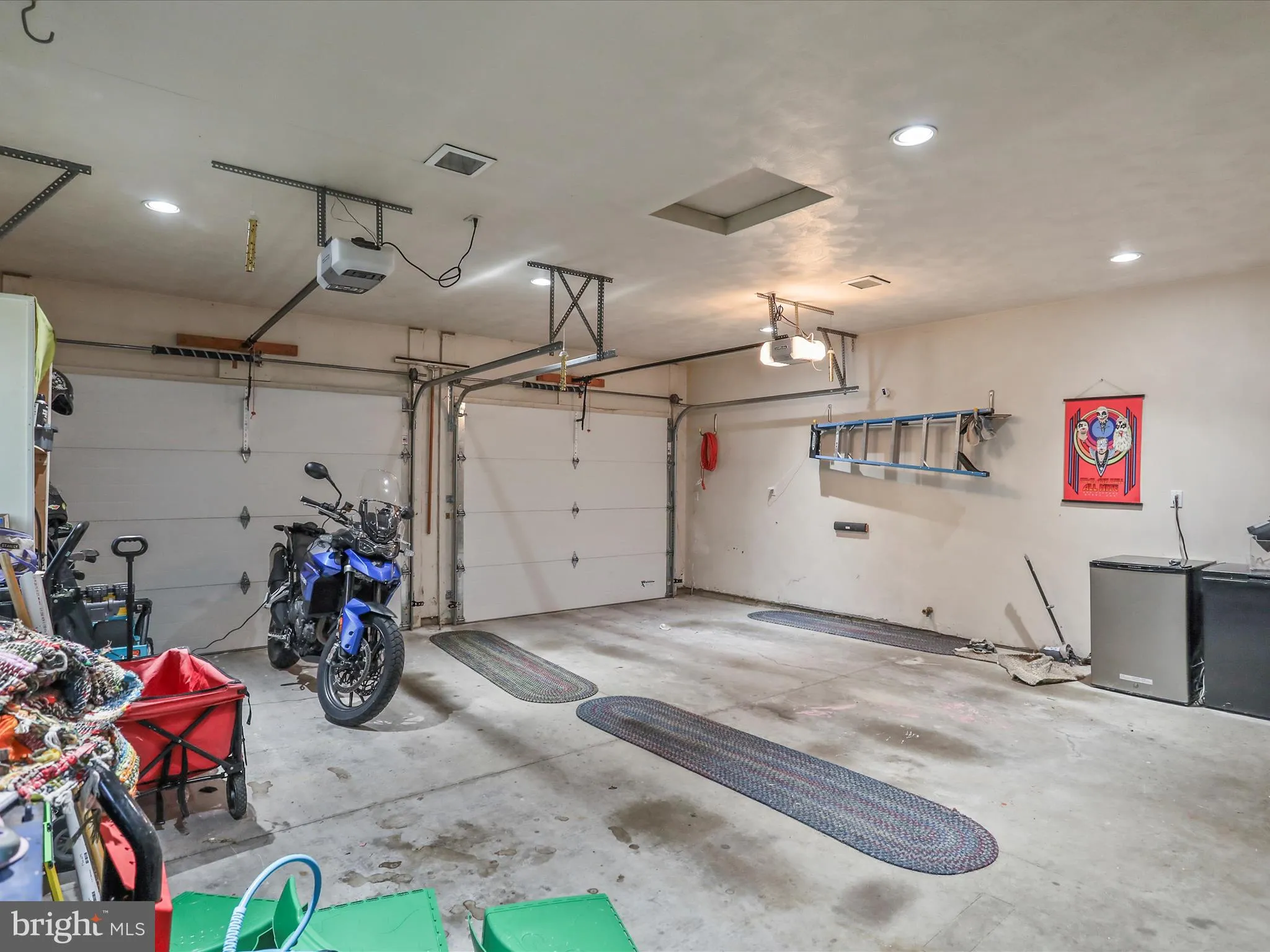 Spring Grove, Pennsylvania 17362, United States, 3 Bedrooms Bedrooms, ,3 BathroomsBathrooms,Residential,Pending,206684