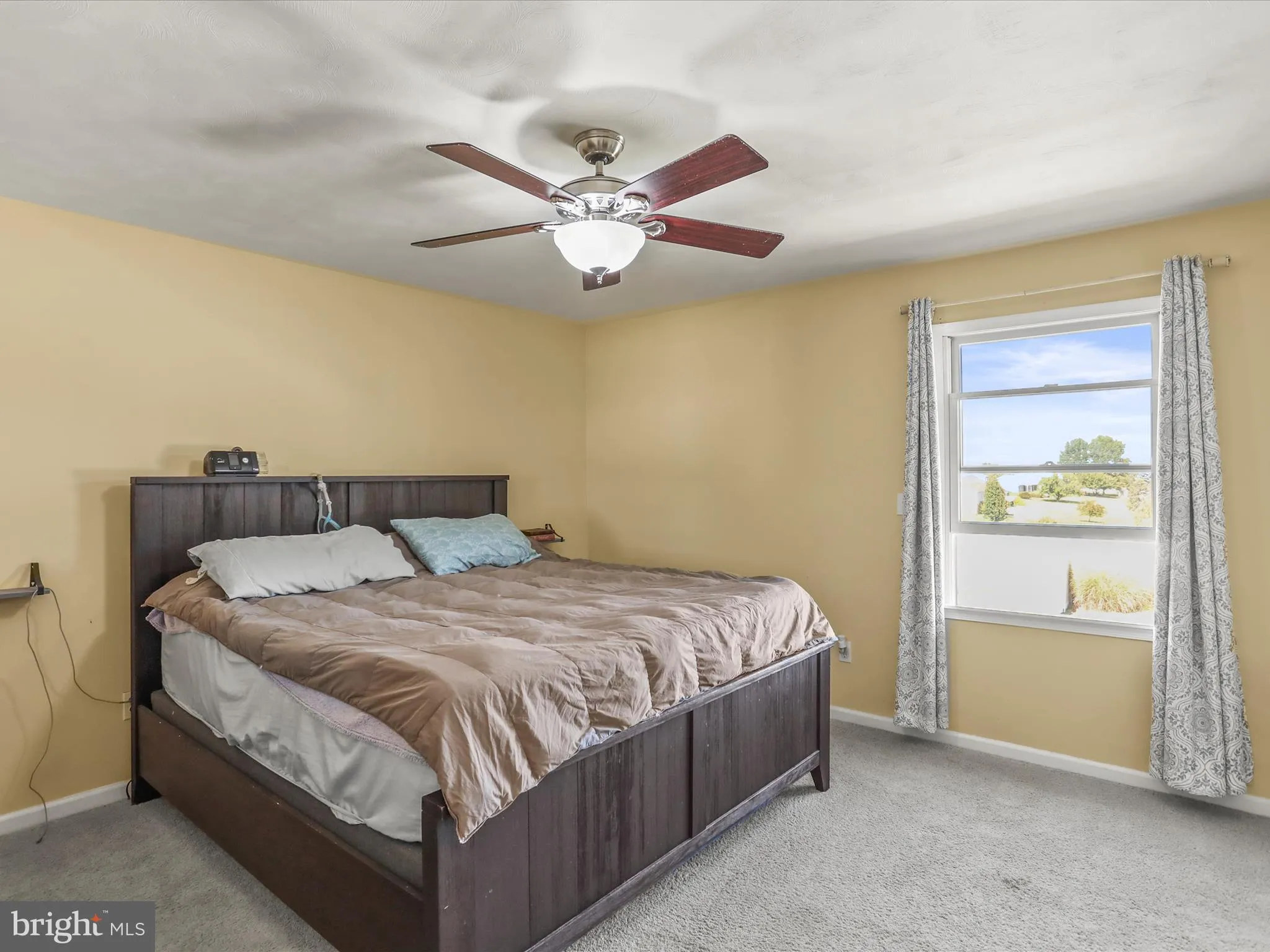 Spring Grove, Pennsylvania 17362, United States, 3 Bedrooms Bedrooms, ,3 BathroomsBathrooms,Residential,Pending,206684