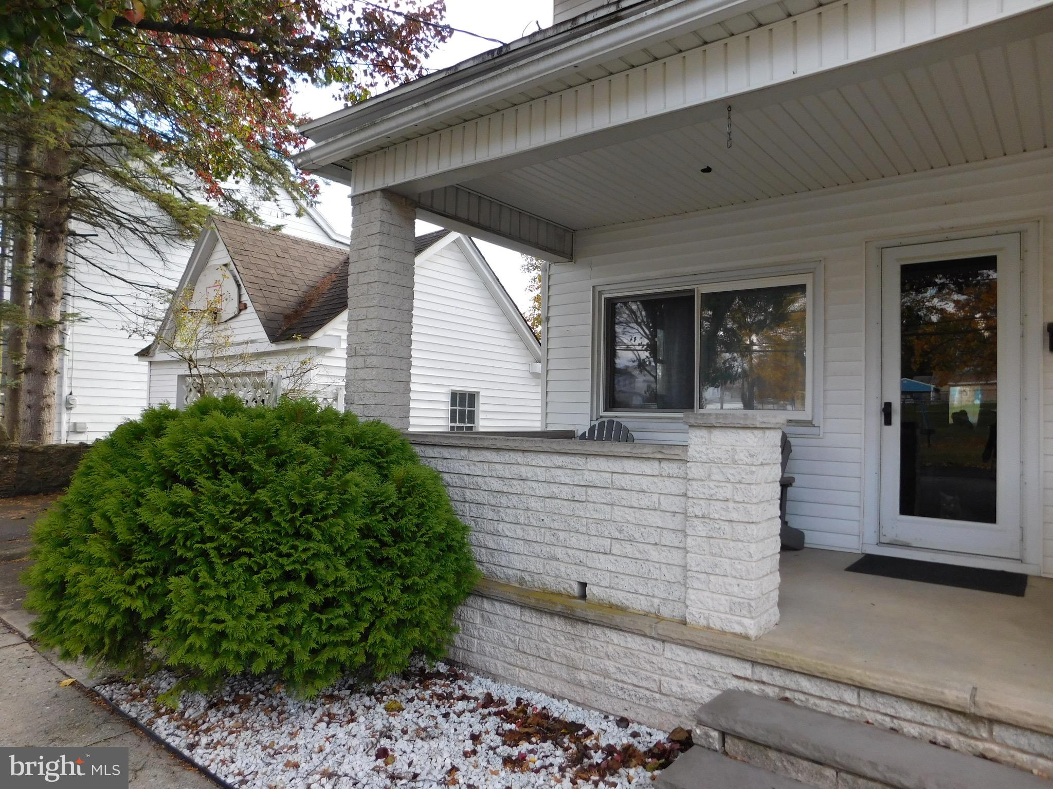 FRACKVILLE - Residential