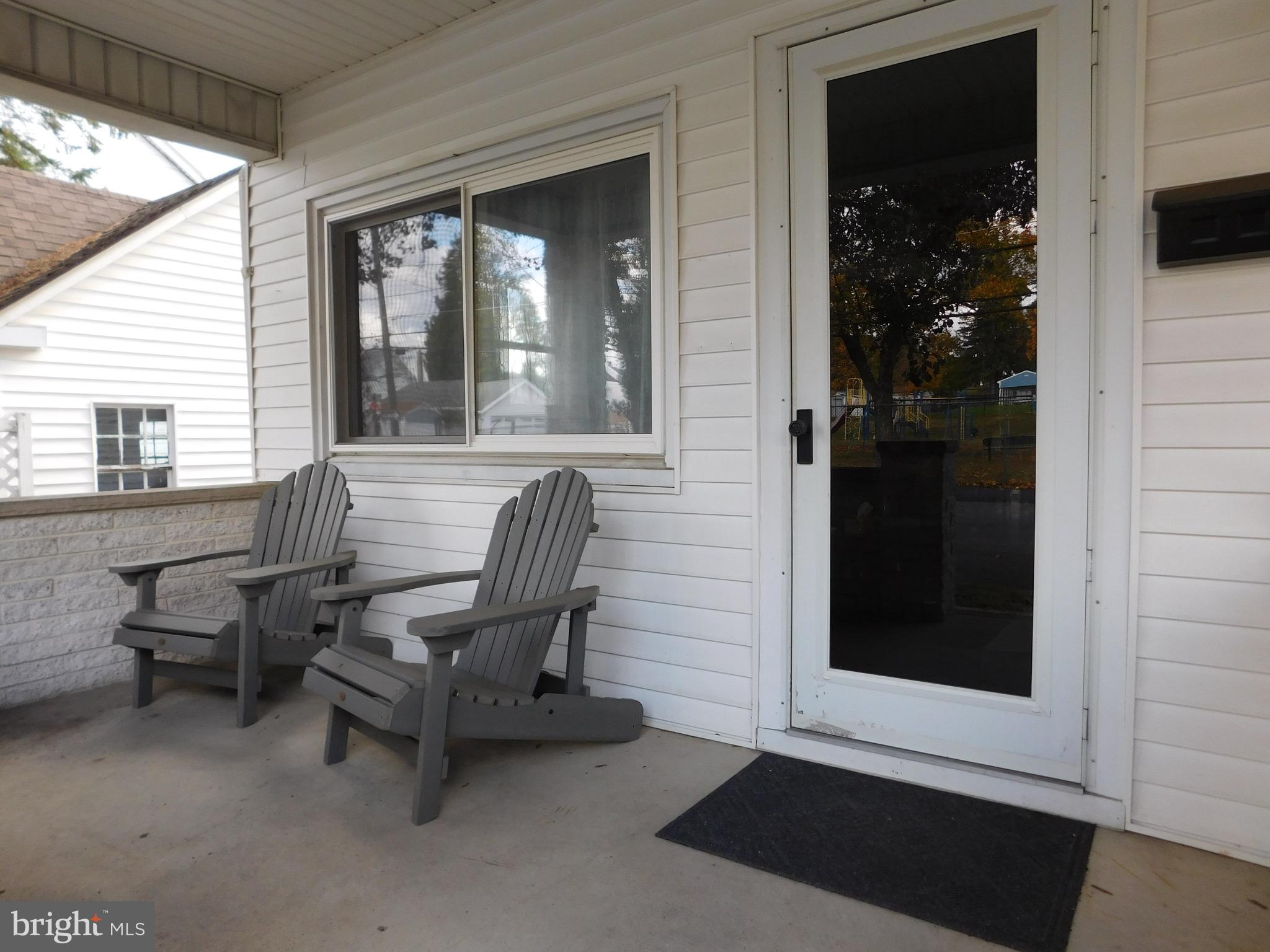 FRACKVILLE - Residential