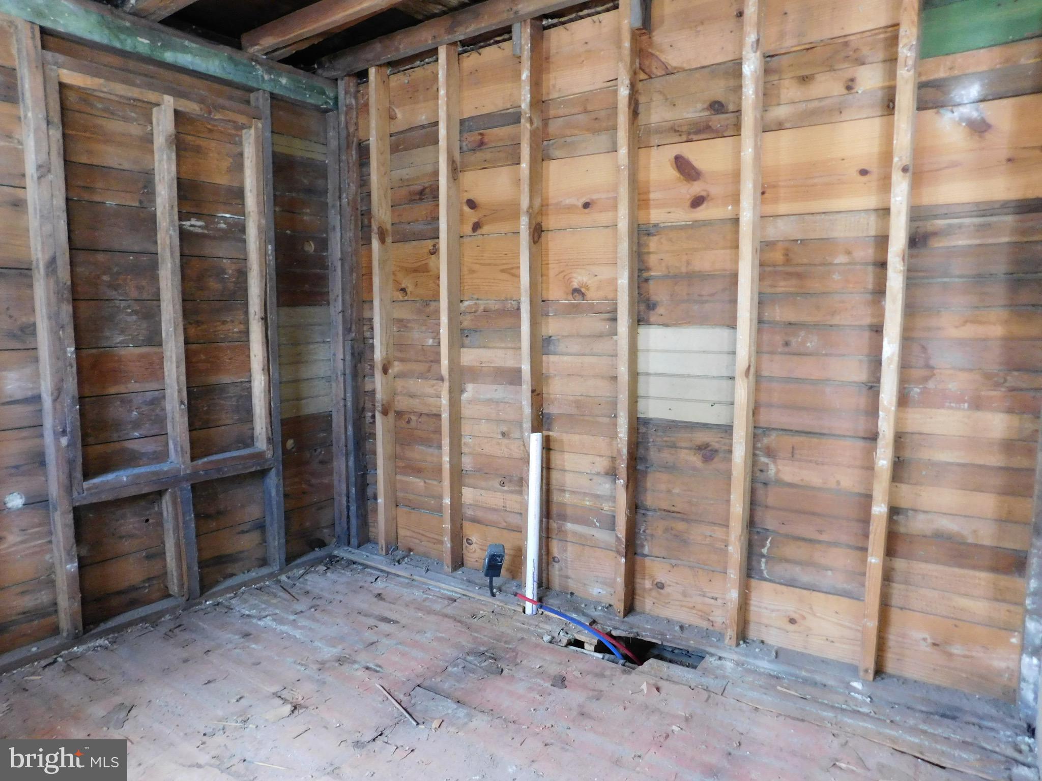 FRACKVILLE - Residential