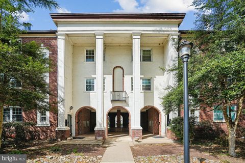 2021 21ST STREET N 22 ARLINGTON VA 22201