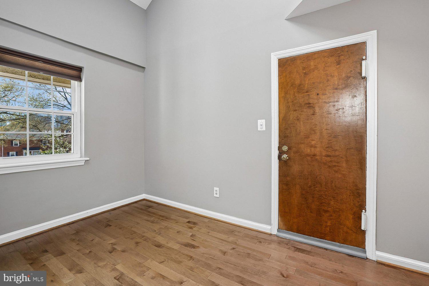 2021 21ST STREET N 22