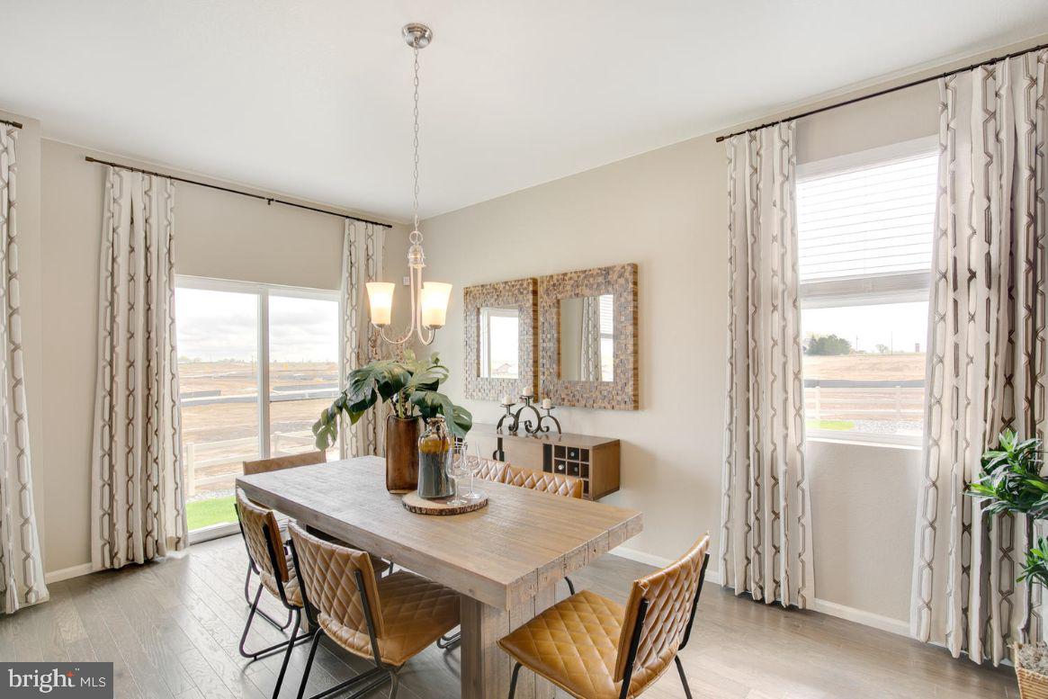 COYOTE RUN - Residential