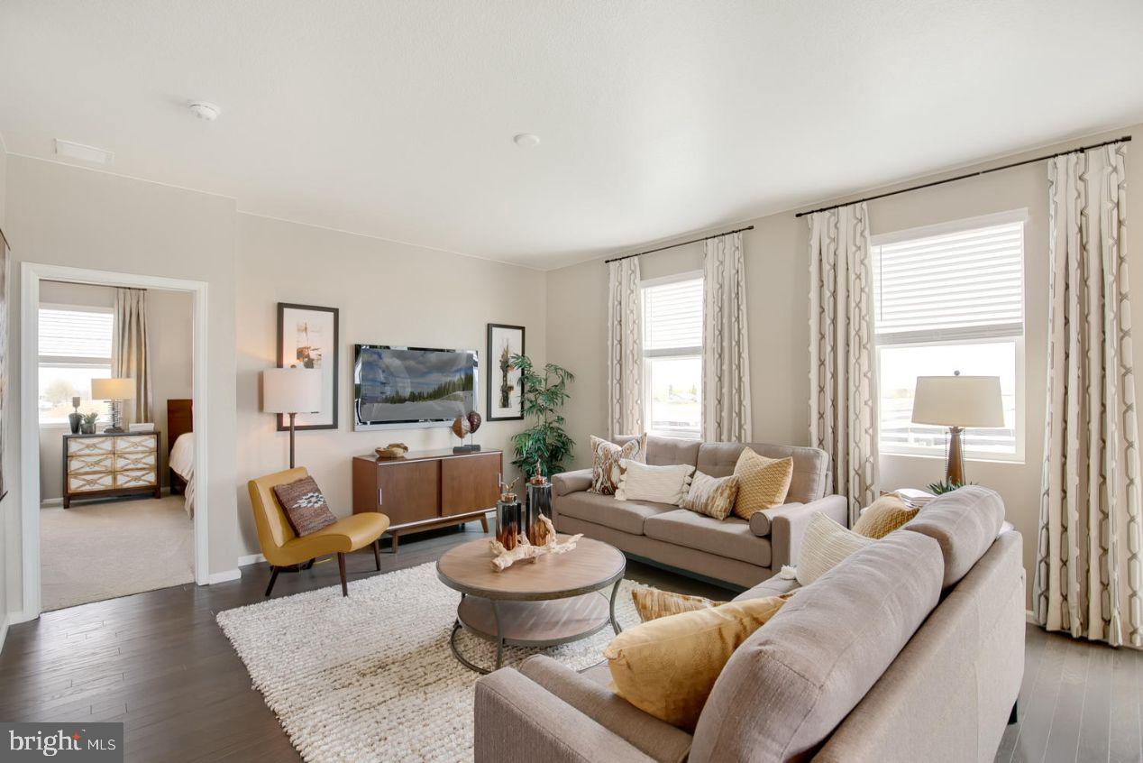 COYOTE RUN - Residential