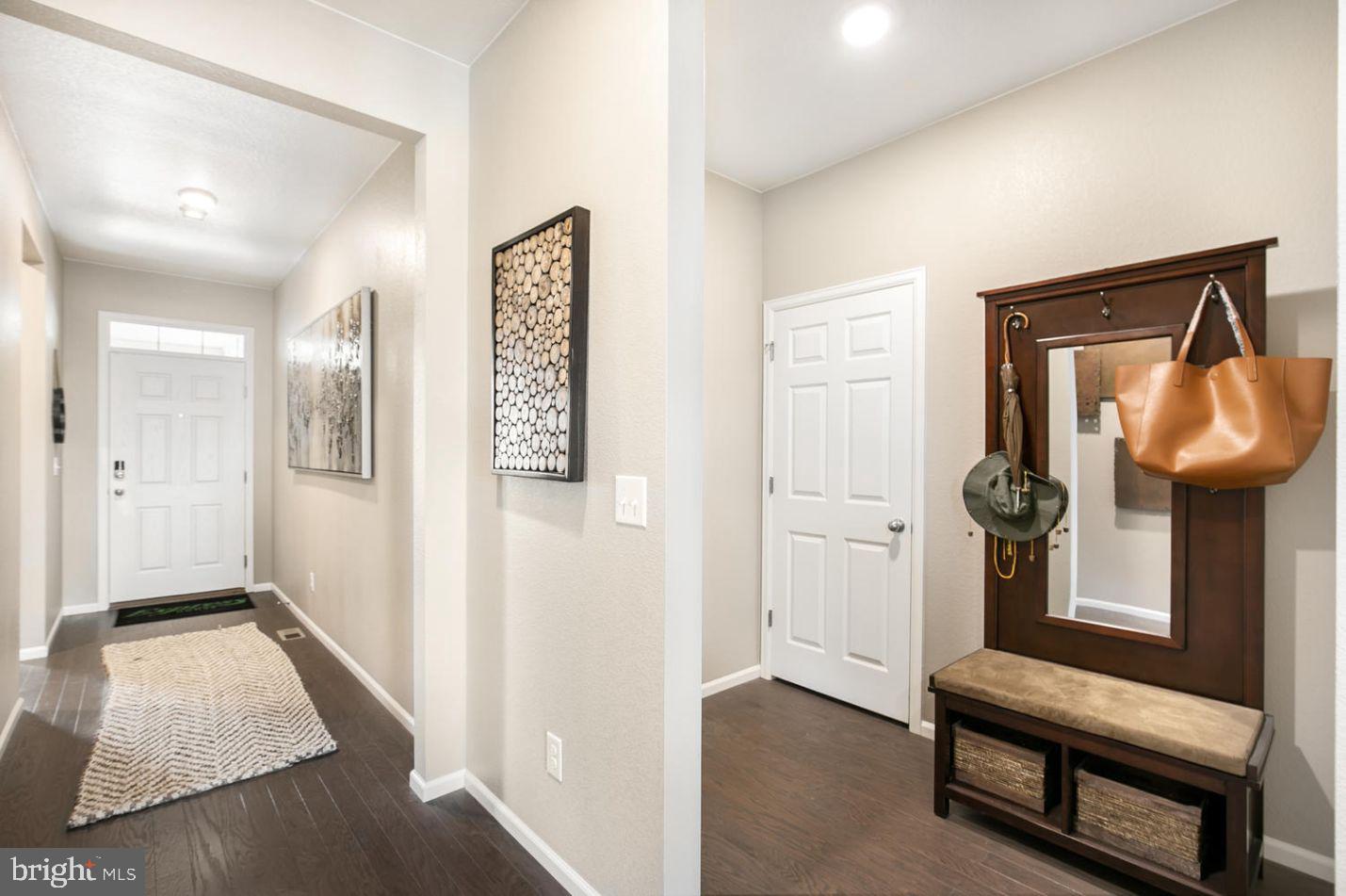 COYOTE RUN - Residential