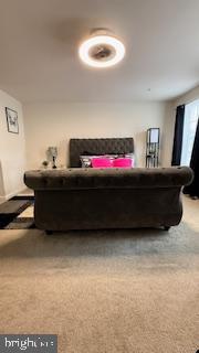 METRO POINTE - Residential