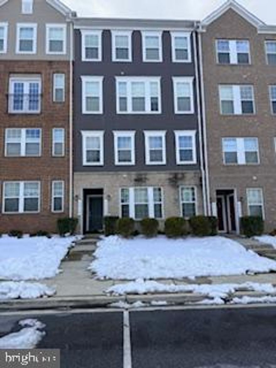 Modern. Move-In Ready. Centrally Located.

Welcome home to Metro Pointe in Hyattsville! This stunning 2-bedroom, 2.5-bath home with a private office/den offers the perfect blend of style and convenience. Featuring stainless steel appliances, a sleek modern layout, and low-maintenance living, this home is ideal for today’s busy lifestyle. Impeccably maintained and ready for its next owner. Located just minutes from major commuter routes, shopping, dining, and Metro access.

Seller prefers Smart Settlements for closing.