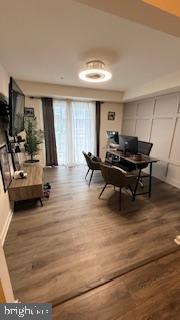 METRO POINTE - Residential