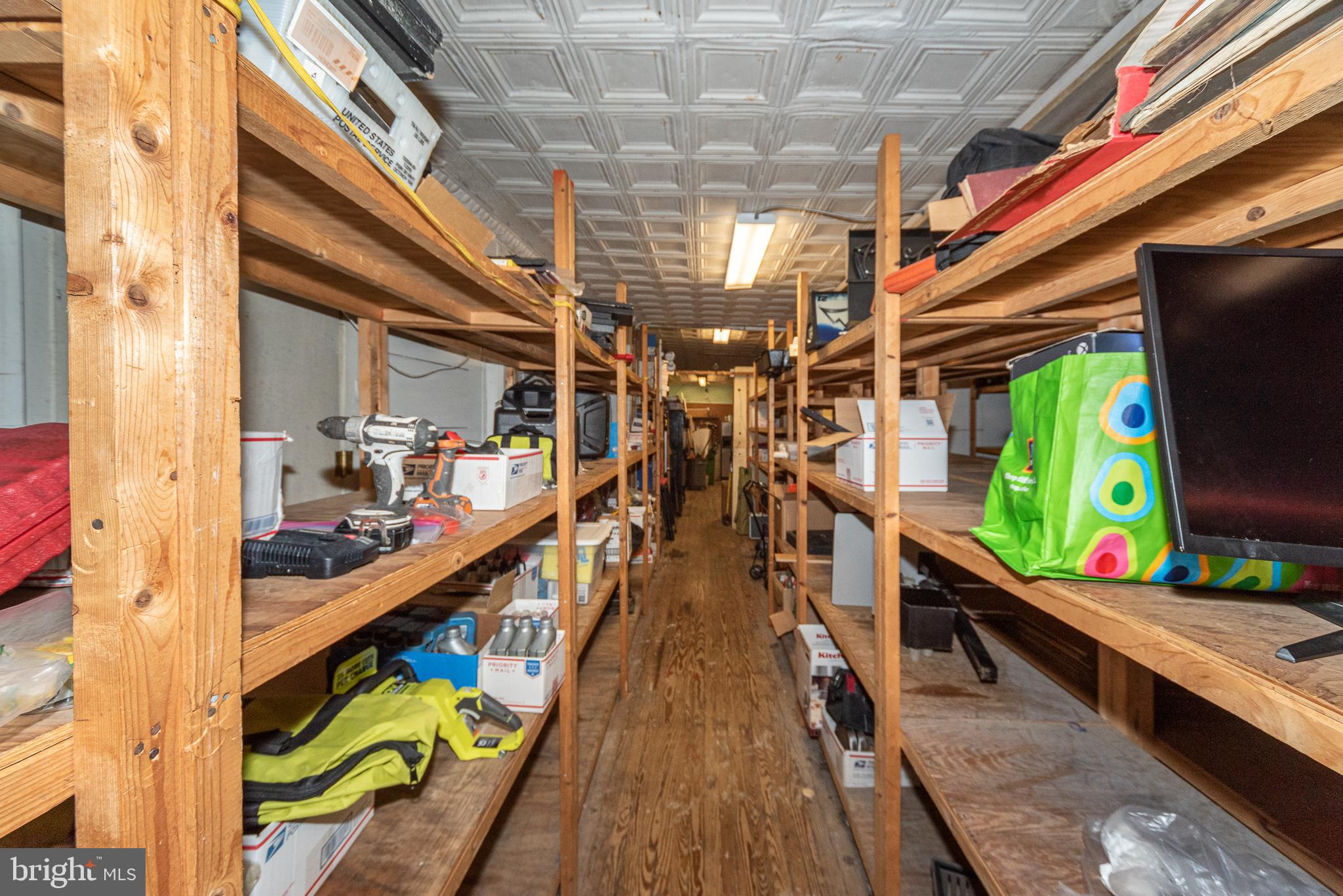 HOLLINS MARKET - Commercial Sale