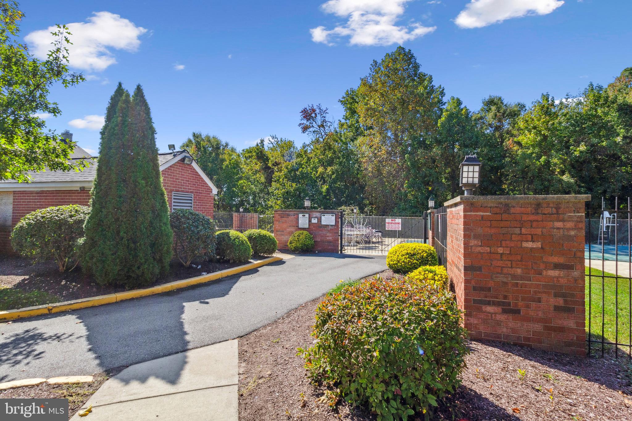 MONTPELIER VILLAGE - Residential