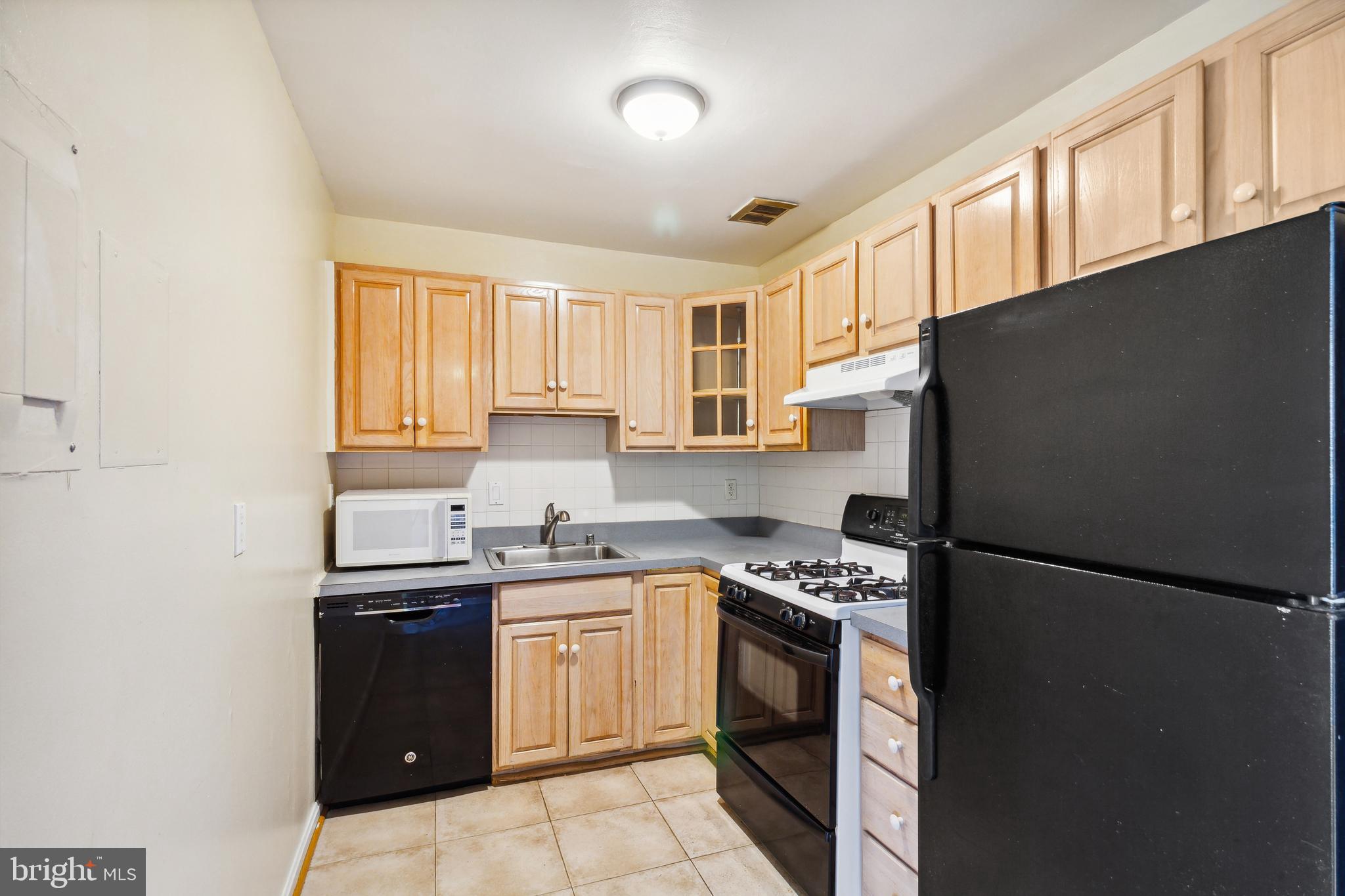 MONTPELIER VILLAGE - Residential