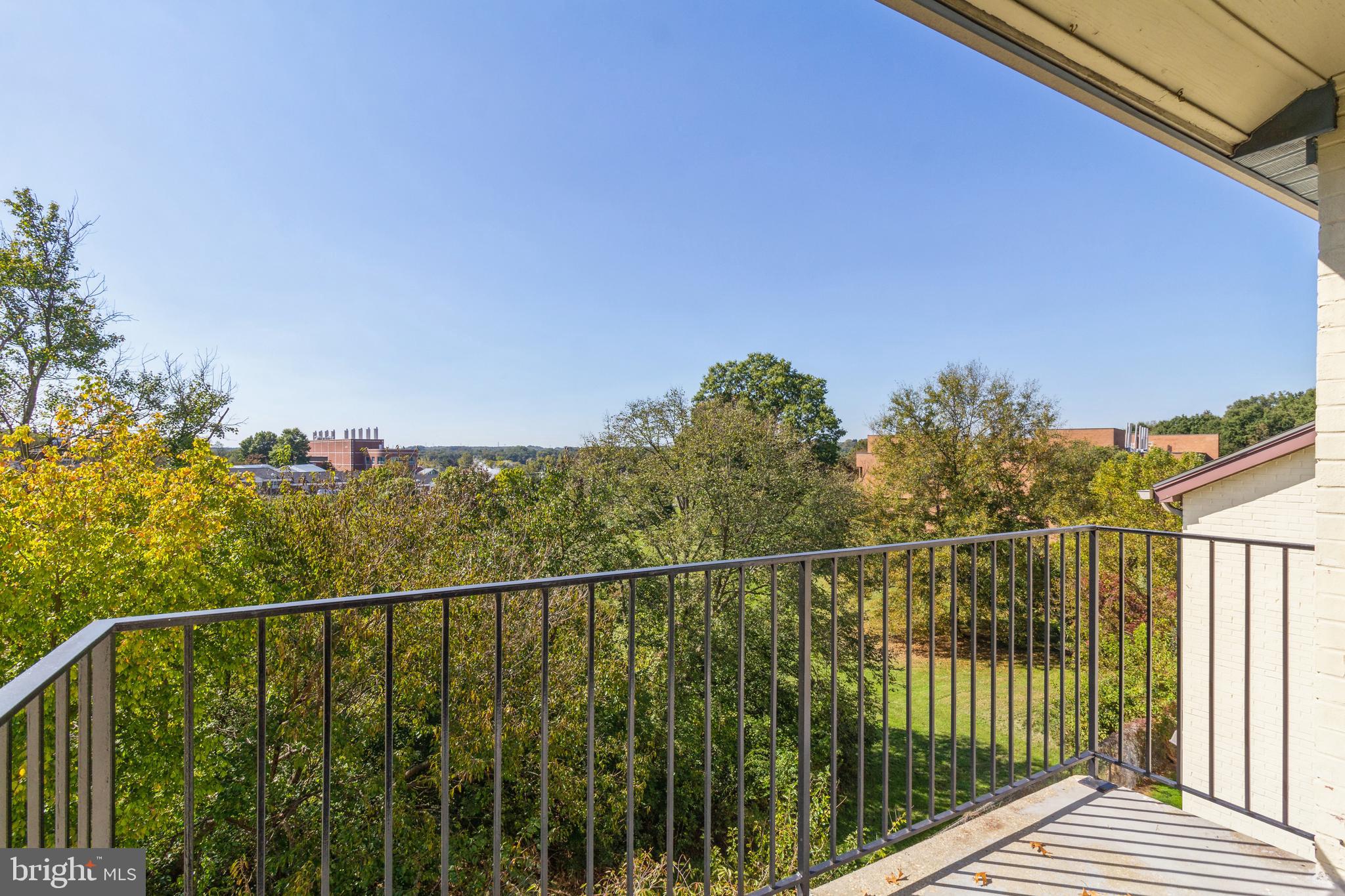 MONTPELIER VILLAGE - Residential