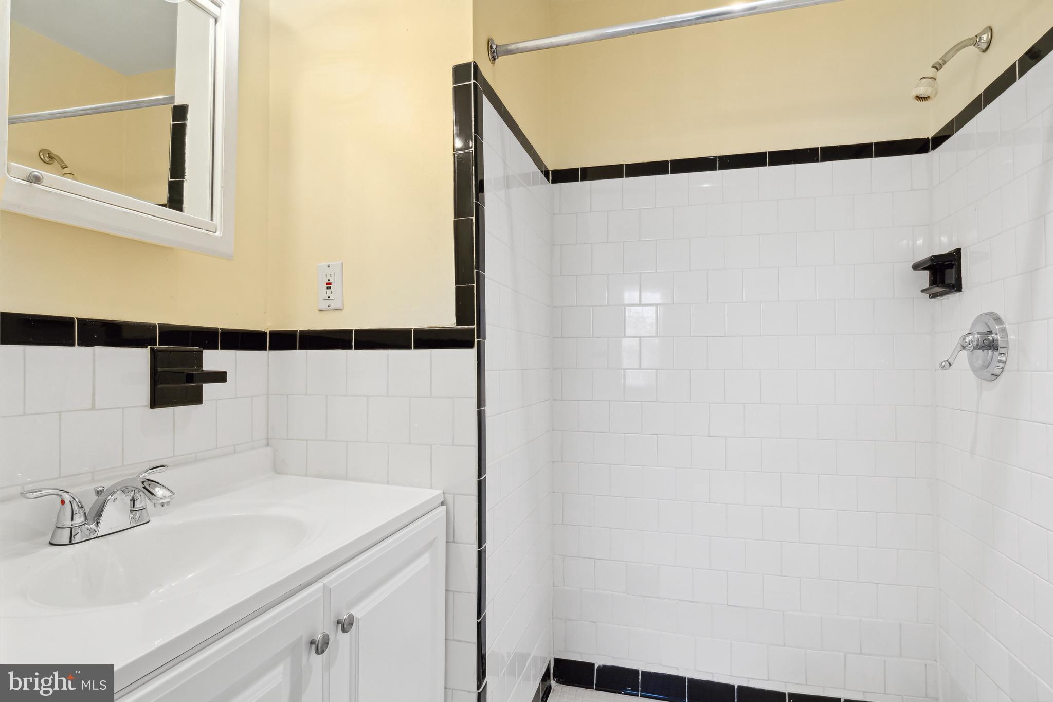 MONTPELIER VILLAGE - Residential