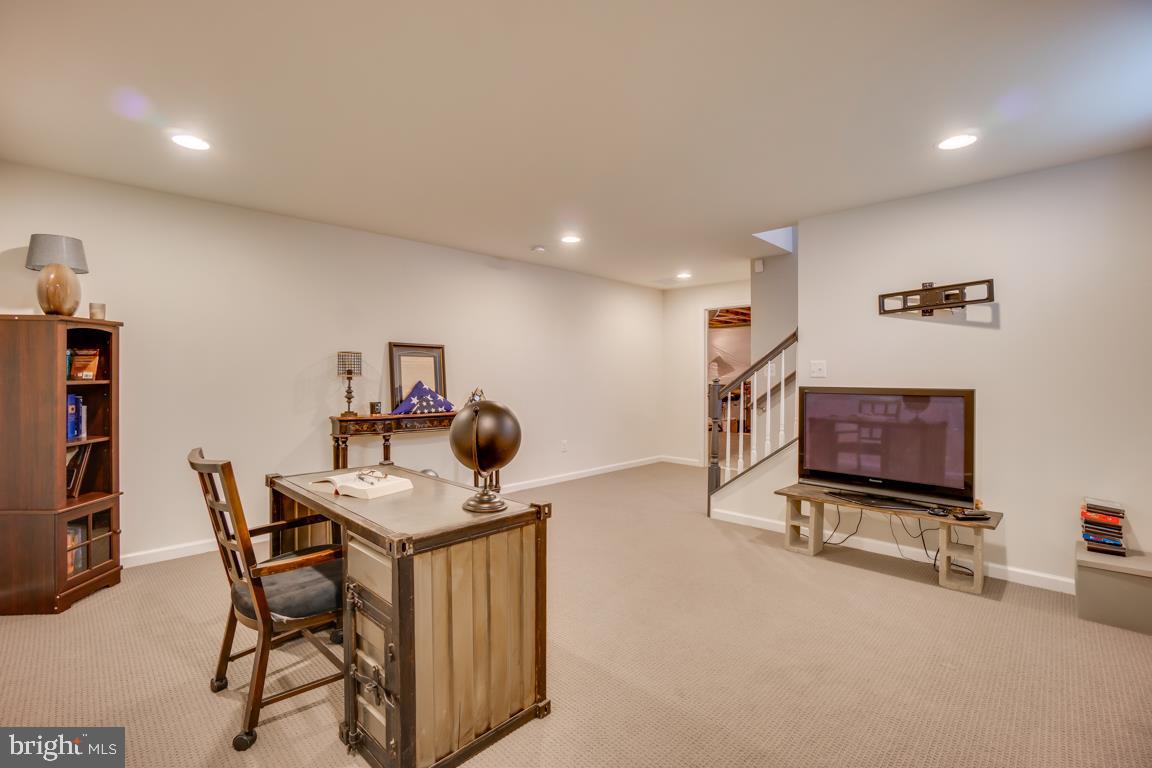 EMBREY MILL - Residential