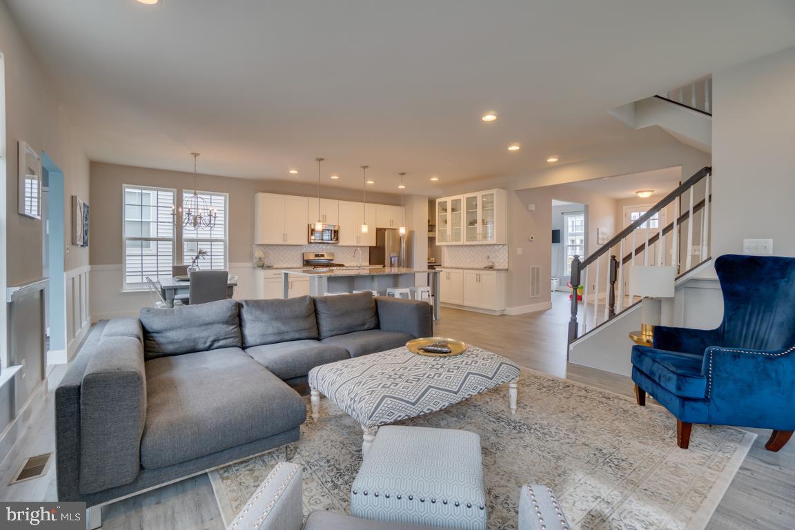 EMBREY MILL - Residential