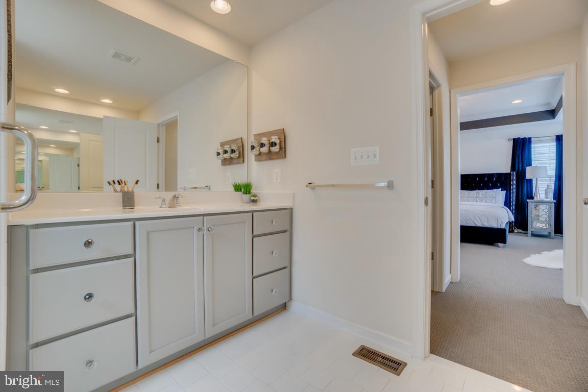 EMBREY MILL - Residential