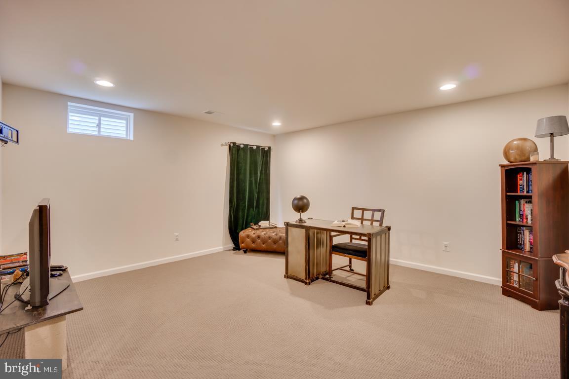 EMBREY MILL - Residential