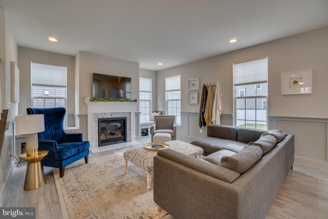 EMBREY MILL - Residential