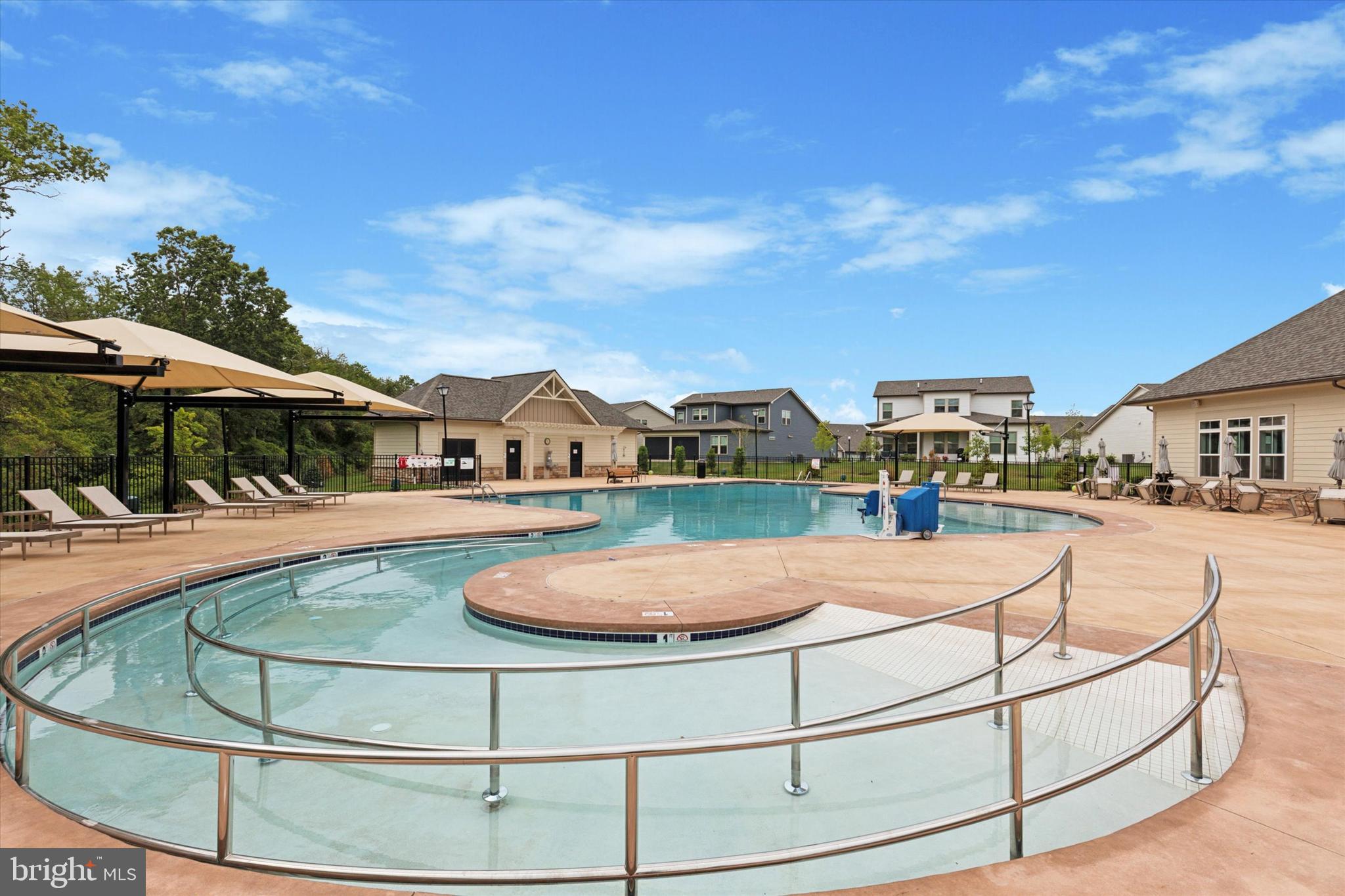 DEL WEBB NORTH PENN - Residential