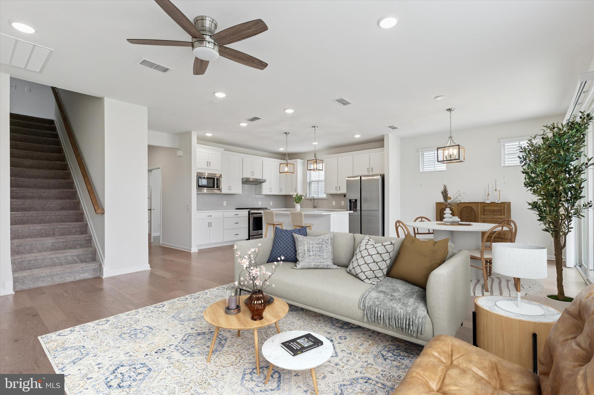 DEL WEBB NORTH PENN - Residential