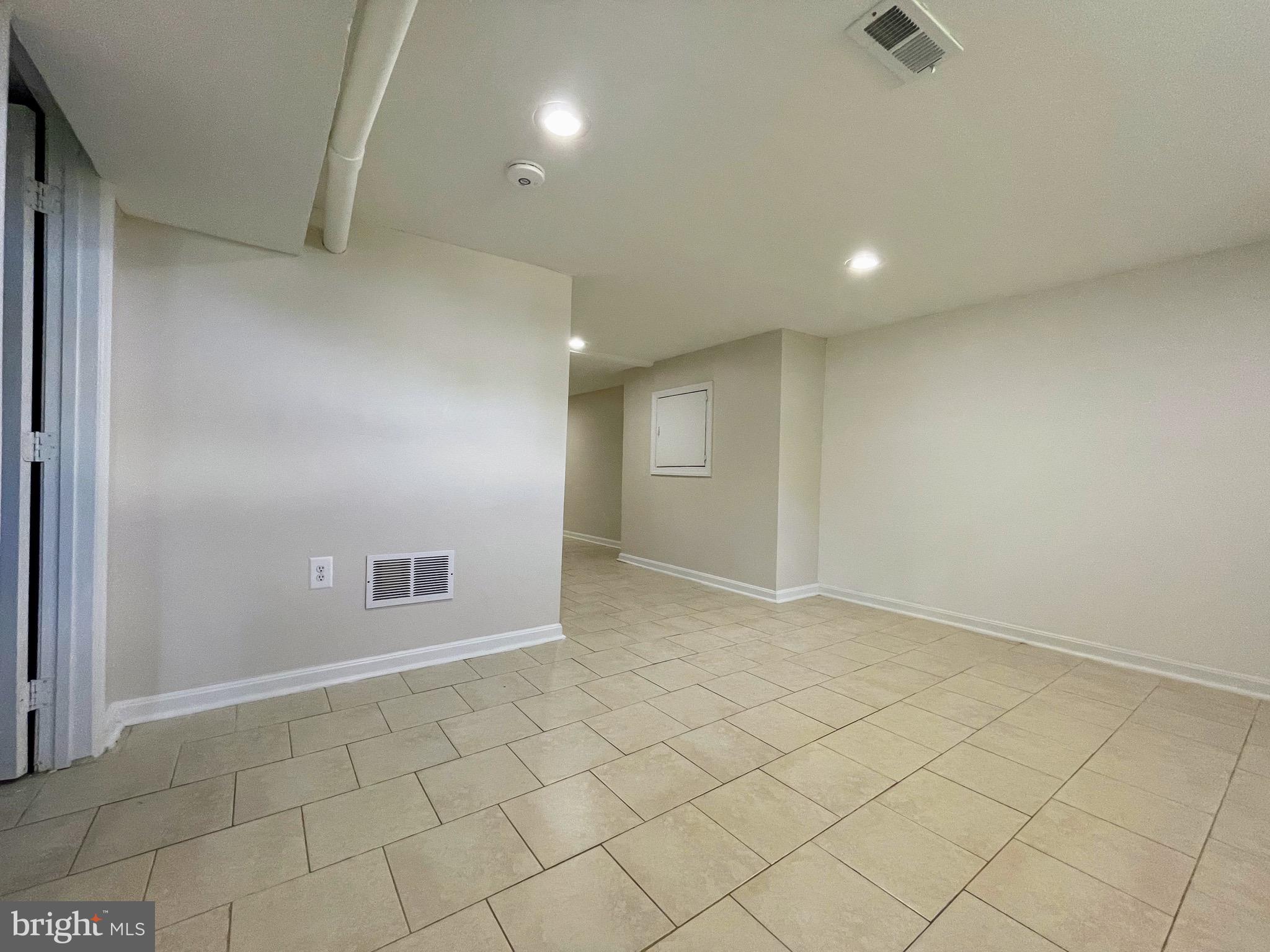 MARYLAND CITY - Residential