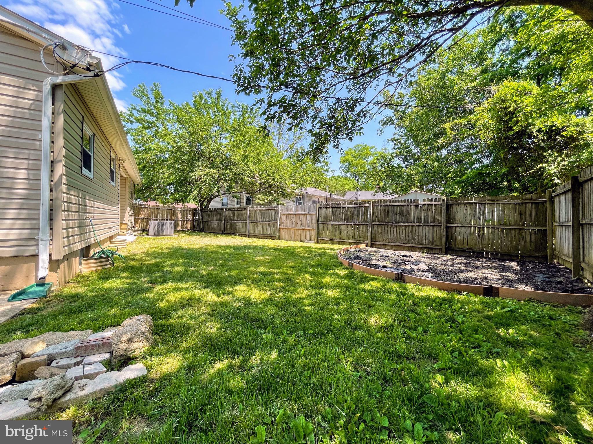 MARYLAND CITY - Residential