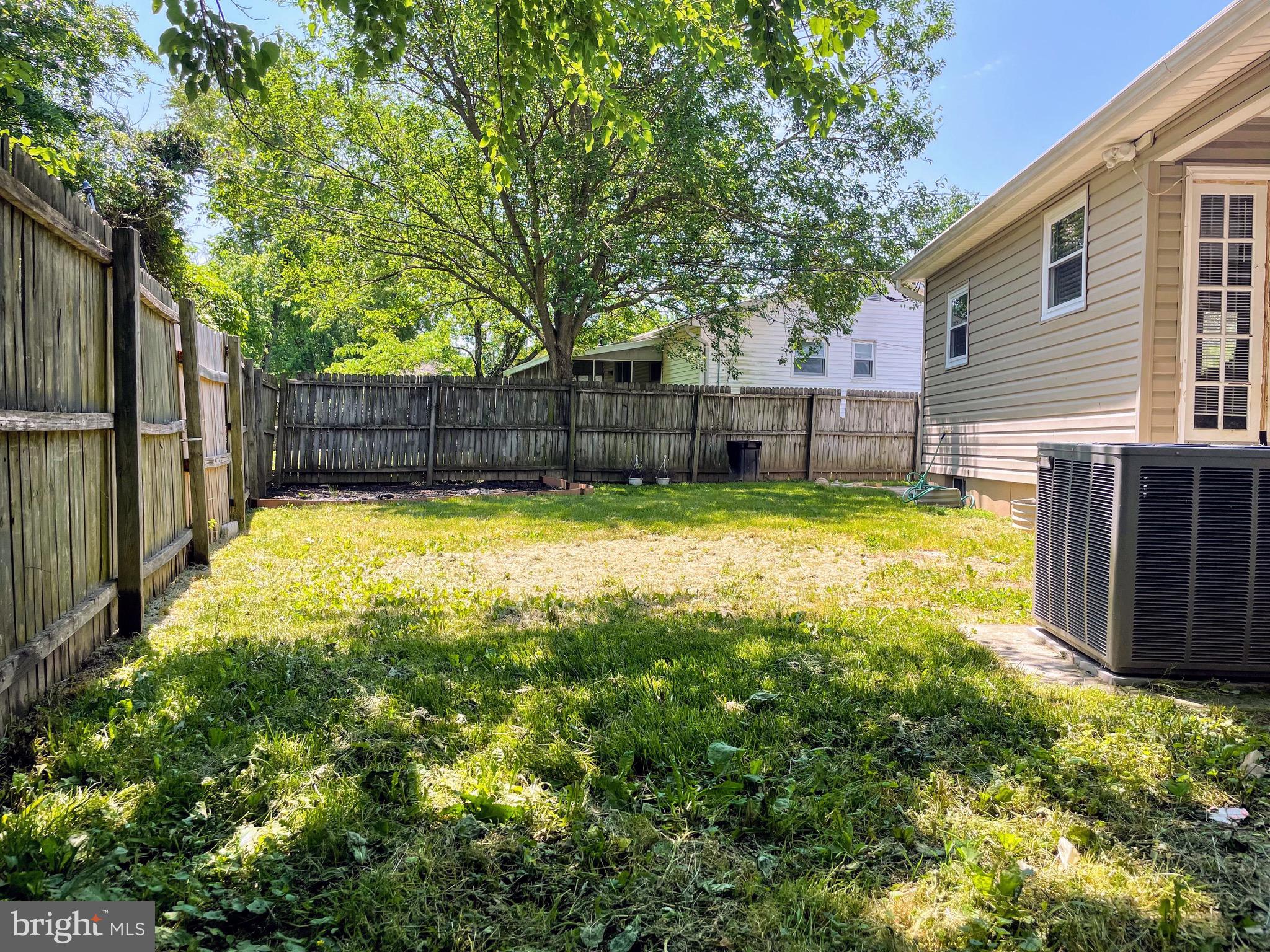 MARYLAND CITY - Residential