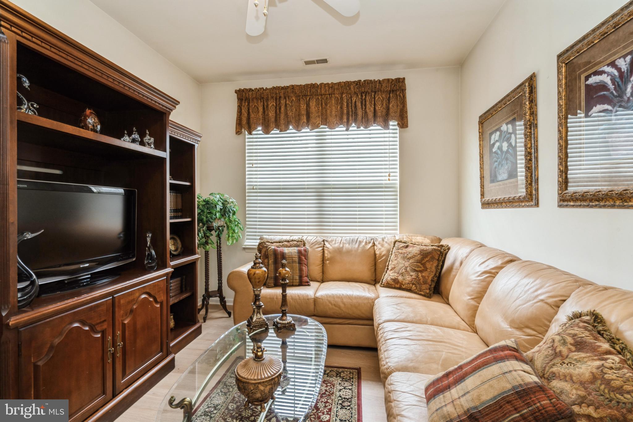 FLOWERS MILL - Residential