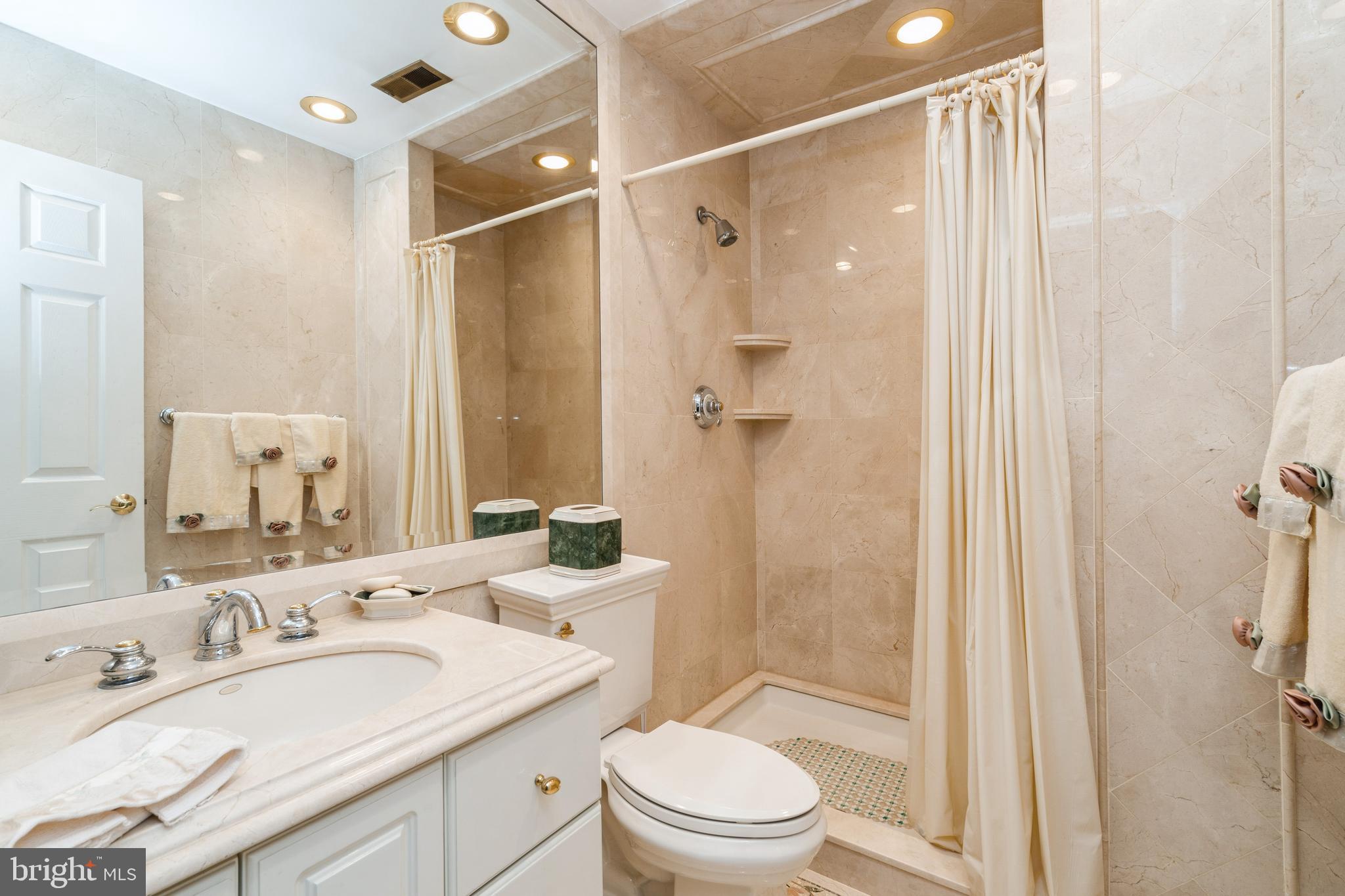 FLOWERS MILL - Residential